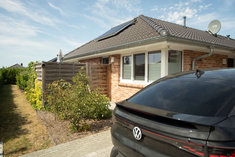 Neuwertiger Bungalow in Süderbrarup, Carport, nur einen Steinwurf von der Schlei und Ostsee entfernt